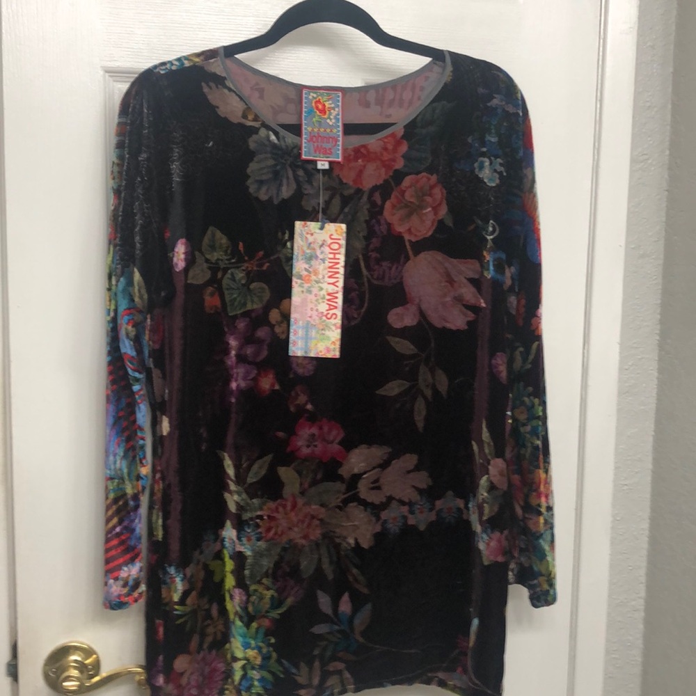 NWT Johnny Was Velvet Floral Top Medium